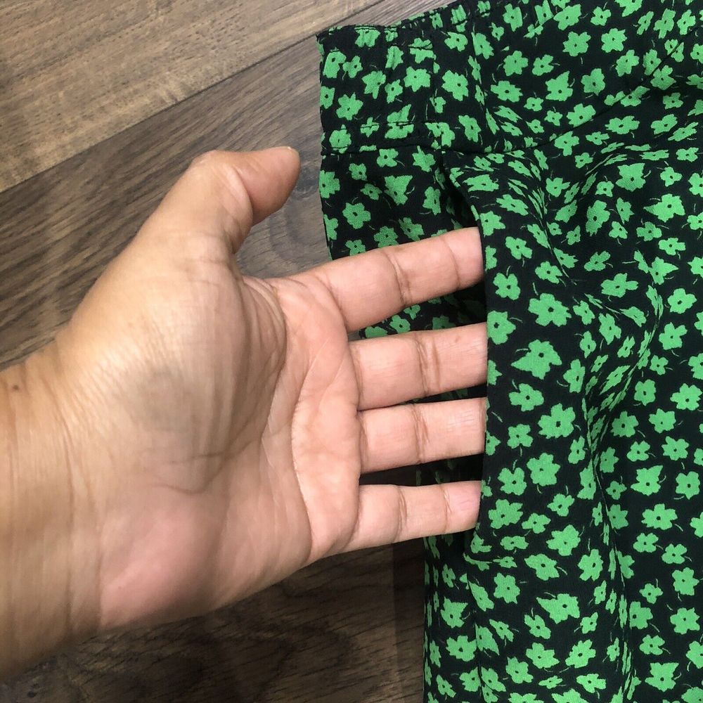 H&M Women Pants Casual leg cropped Green & Black Flo cord trousers - Picture 10 of 12